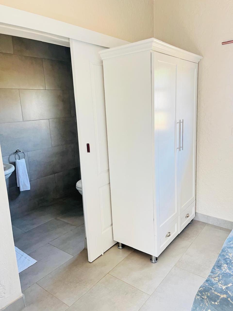 Oak Gardens Bed And Breakfast Ньюкасл Экстерьер фото